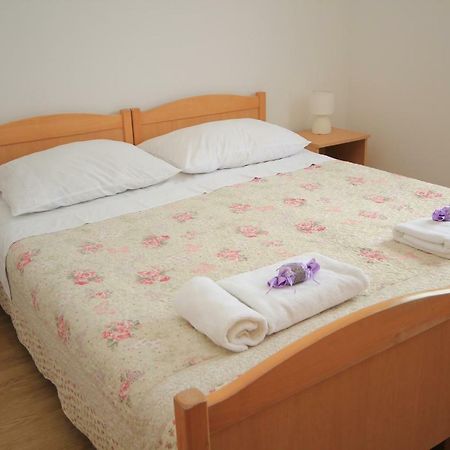 Comfort Sea View Apartment With Parking And Two Bedrooms บาชกาโวดา ภายนอก รูปภาพ